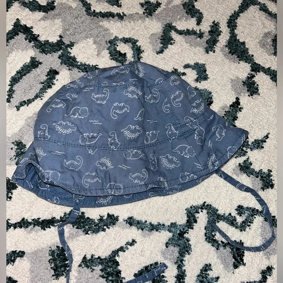 h and m Toddler Hat Size  3-4 (5 for $30) - Picture 1 of 4